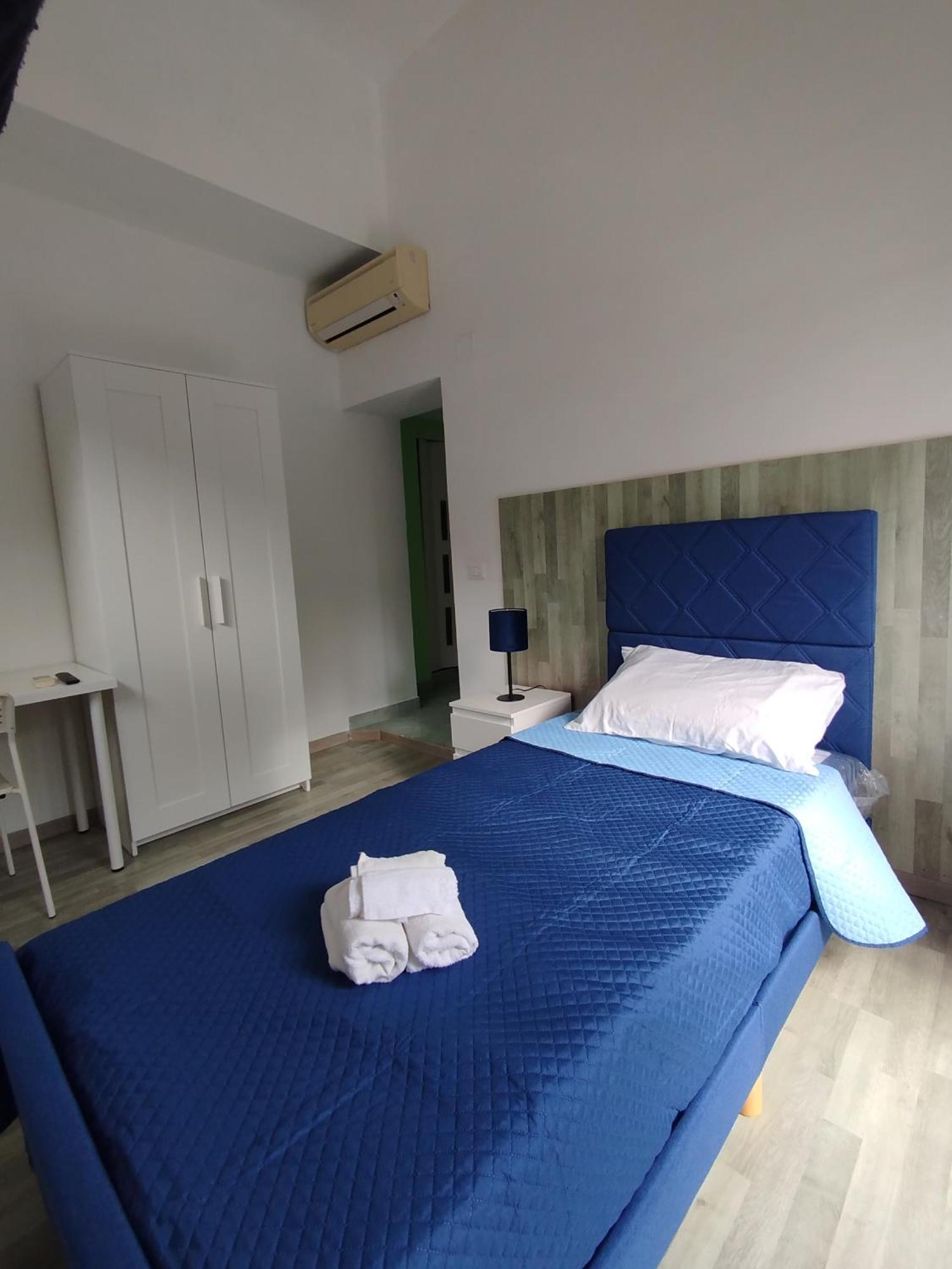Large Single Room